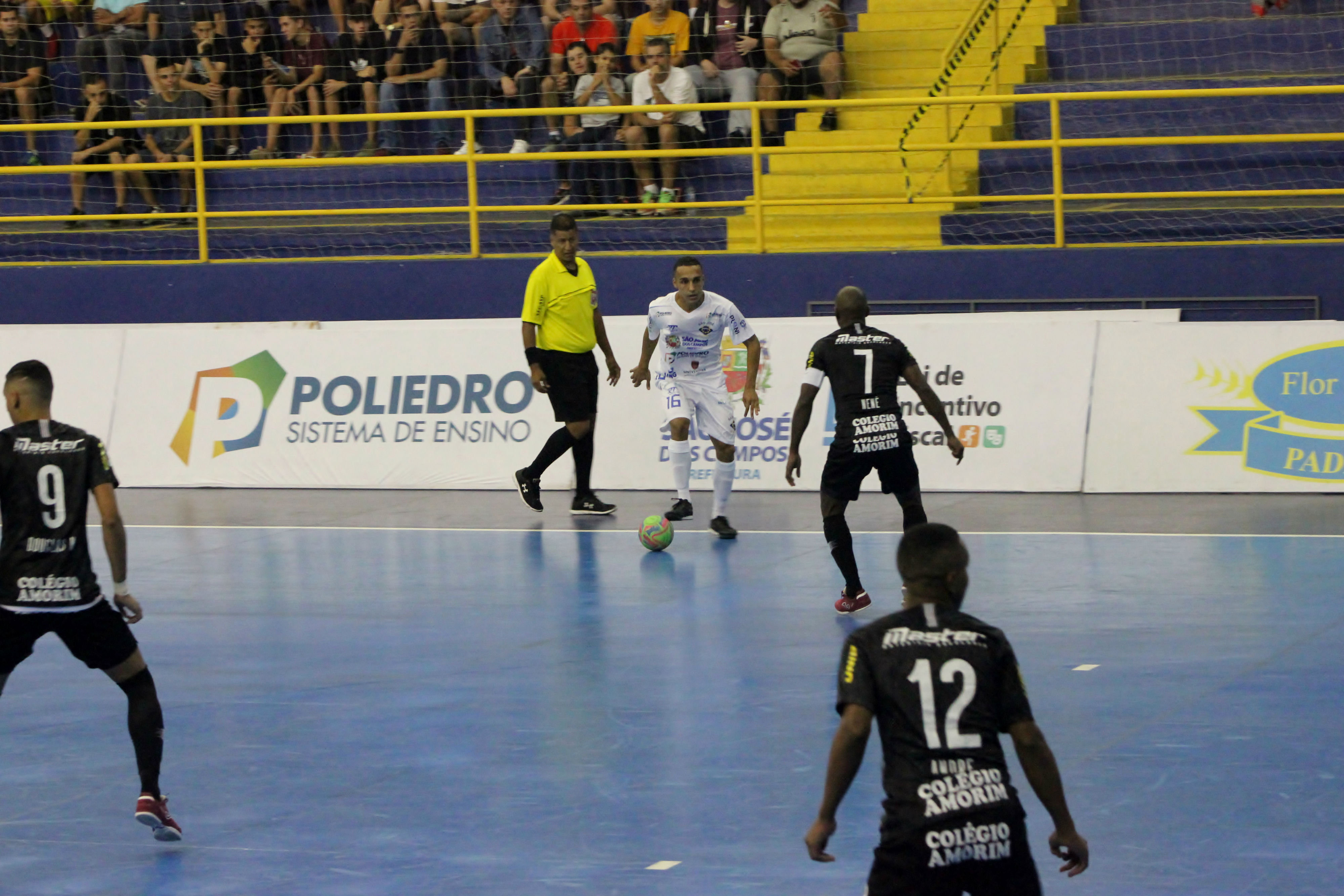 São José Futsal empata sem gols contra o Corinthians