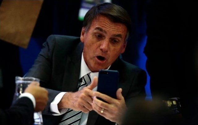 Bolsonaro rejeita regulamentação da mídia no Brasil
