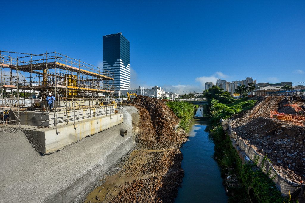 Rotatória do Colinas será interditada hoje no sentido centro para obras do Arco da Inovação