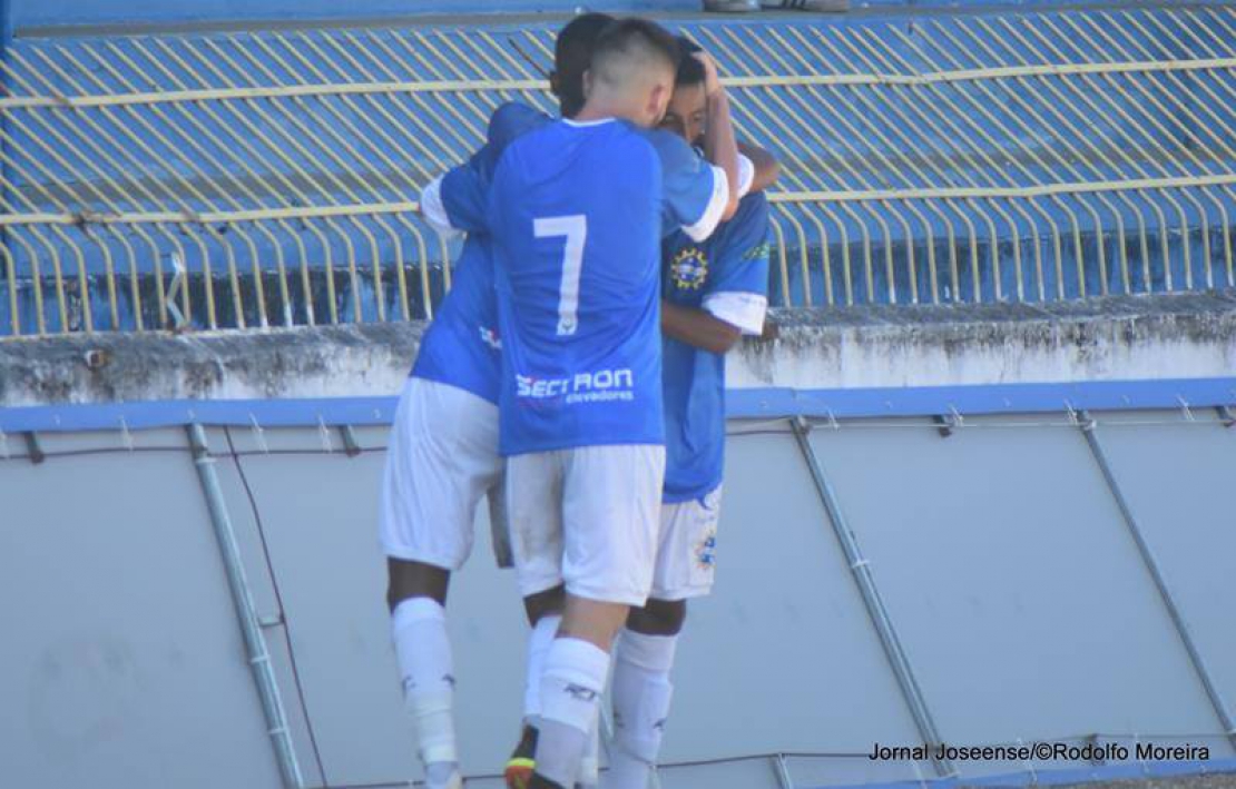 Águia do Vale goleia Atlético Mogi e espanta série de jogos sem vitórias
