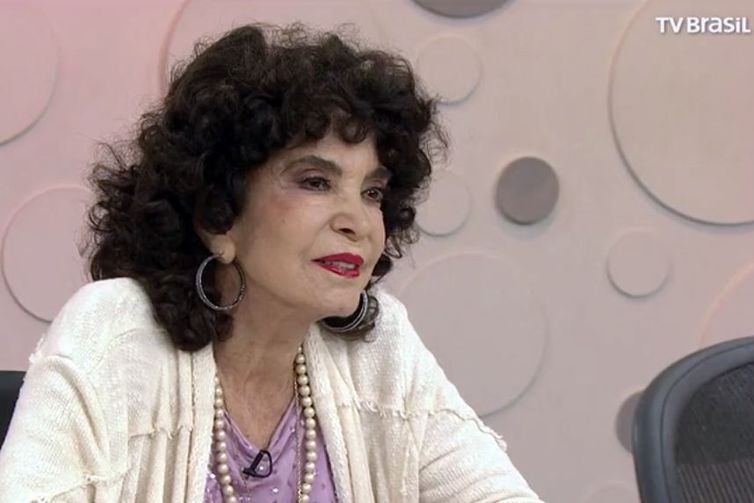 Corpo de Lady Francisco será cremado hoje