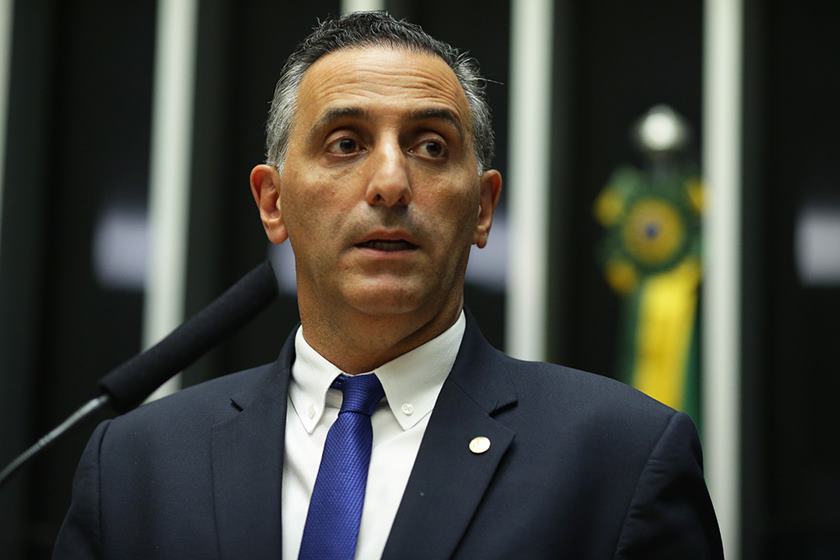Cury é condenado por improbidade em contrato irregular com Ipplan
