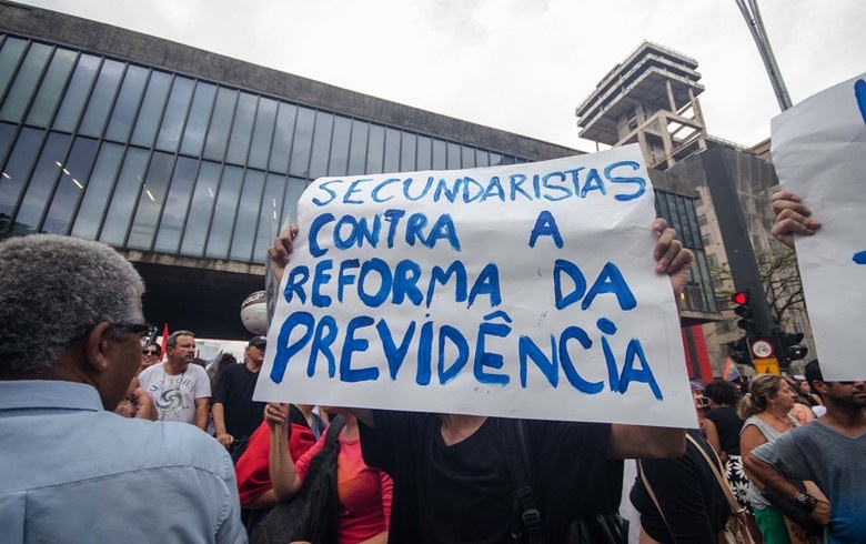 Manifestantes voltam às ruas para protestar contra a reforma da Previdência