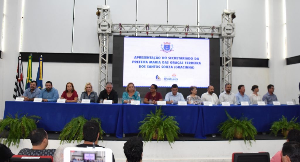 Prefeita de Ilhabela anuncia novo secretariado