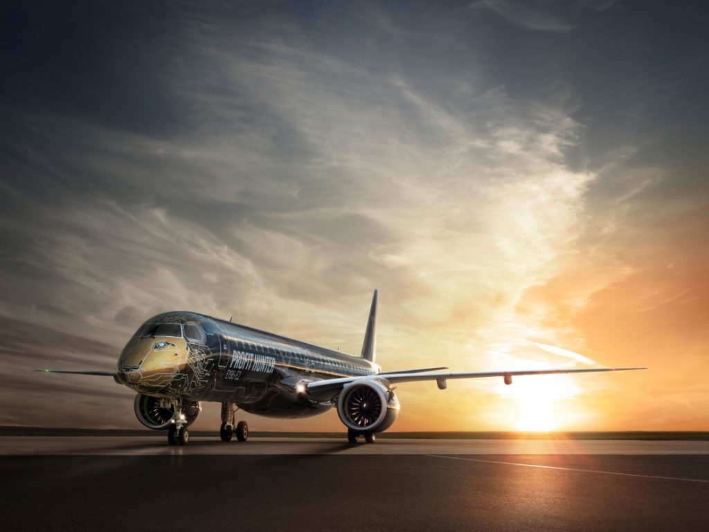 E195-E2 da Embraer começa turnê global pela China