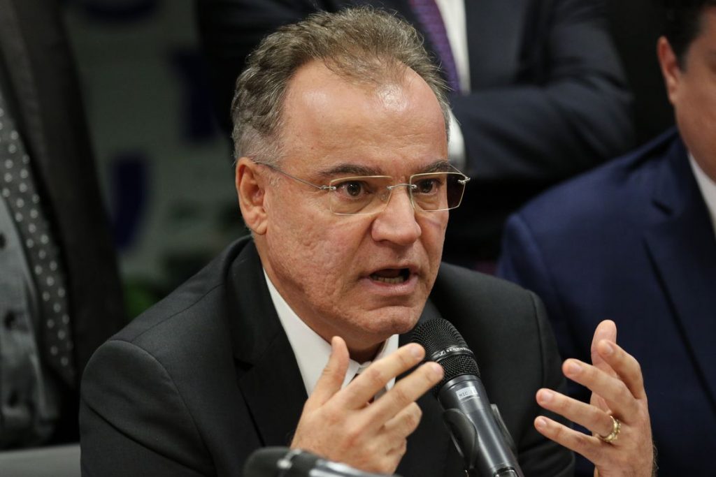 Leitura do parecer complementar da Previdência está marcada para hoje
