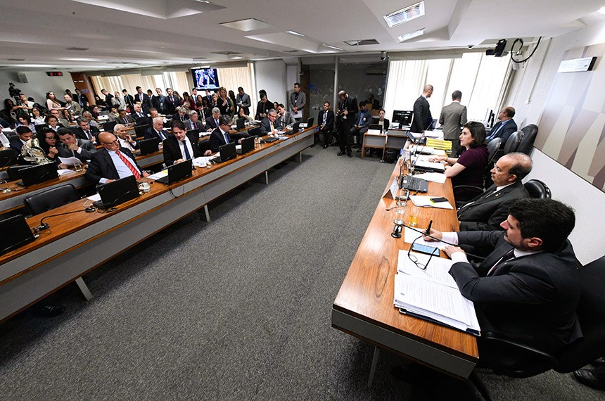 Senado torna mais rígidas regras para fraudes em fundos de pensão