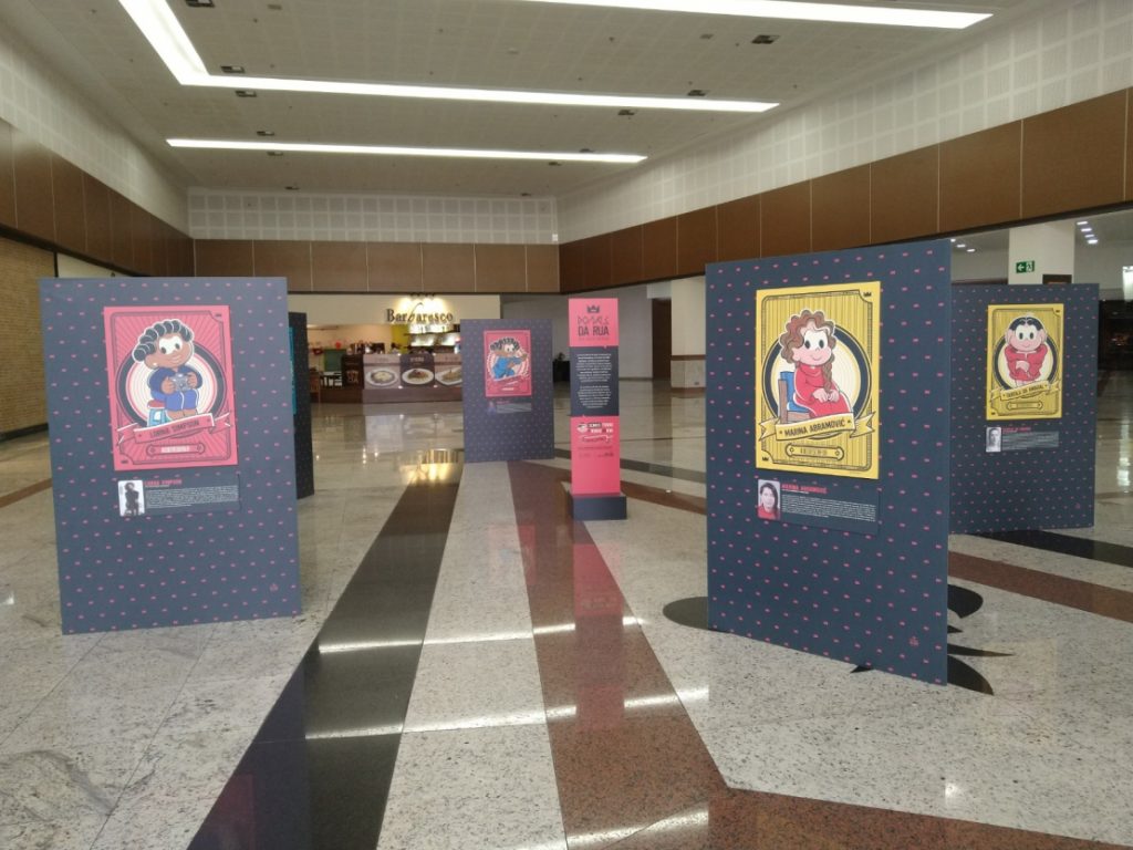 Shopping de São José recebe exposição de projeto 'Donas da Rua'
