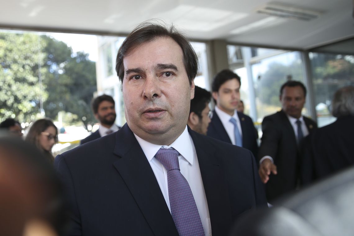 Maia quer aprovar texto-base da Previdência até amanhã
