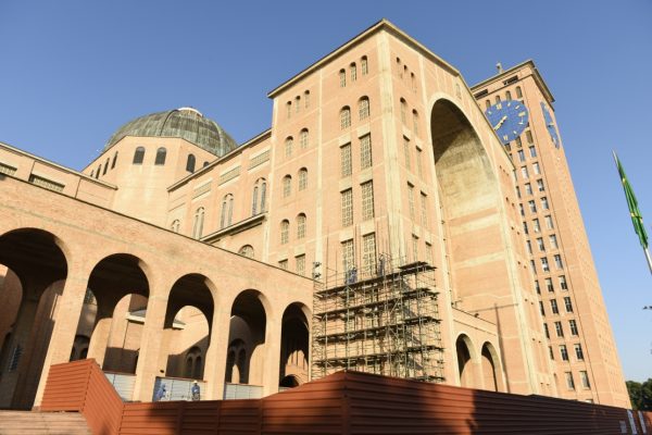 Santuário Nacional de Aparecida inicia obras de acabamento do lado externo