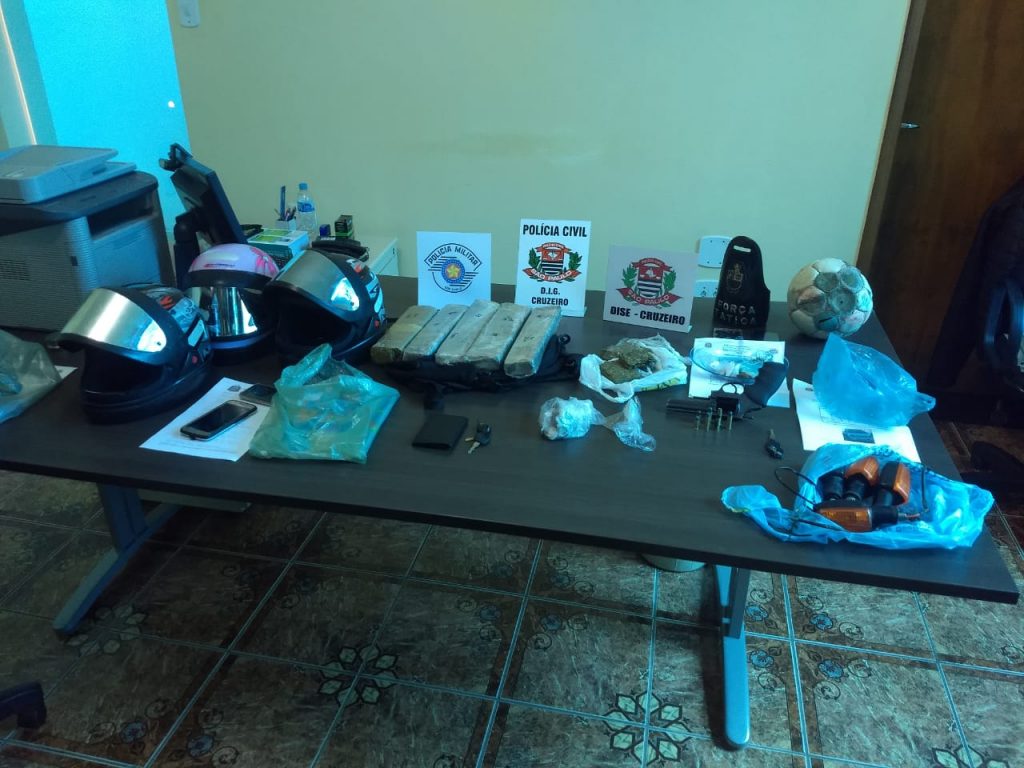 Cinco pessoas são presas em operação conjunta da Polícia em Cruzeiro