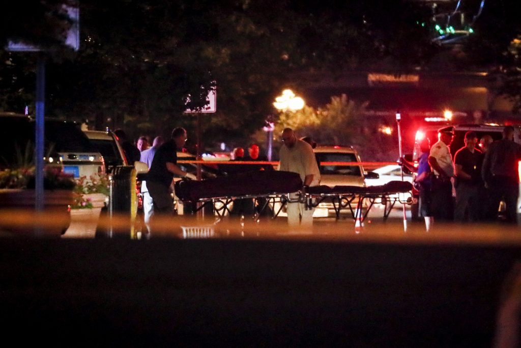 Massacres nos Estados Unidos deixam mortos e feridos
