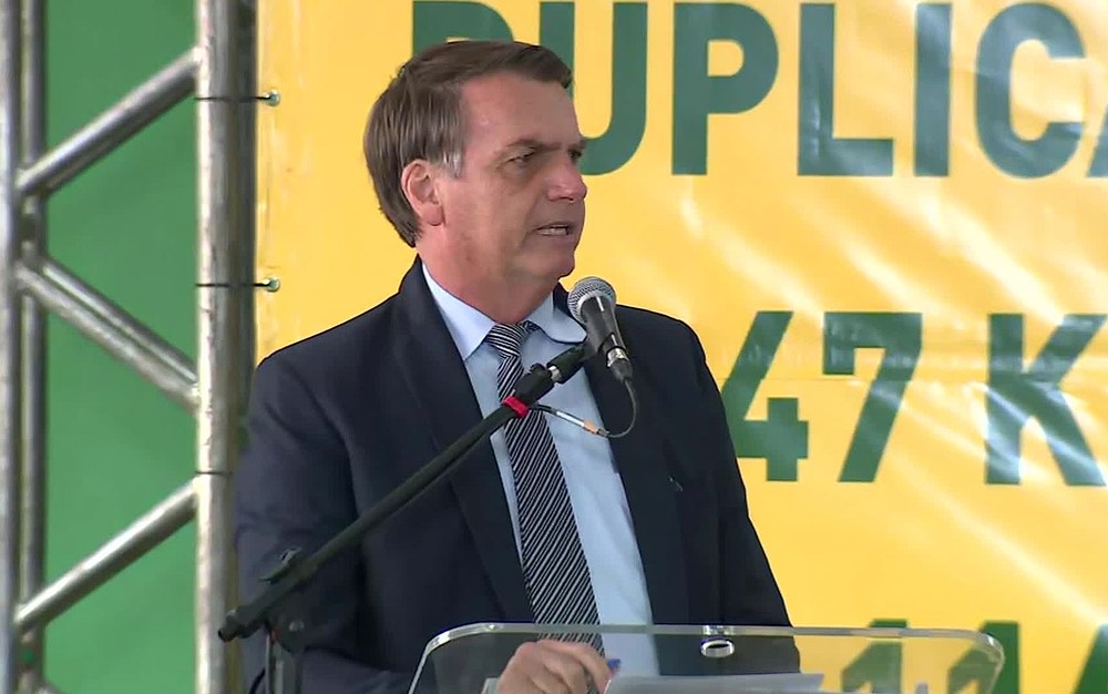 Bolsonaro diz que vai acabar com radares móveis