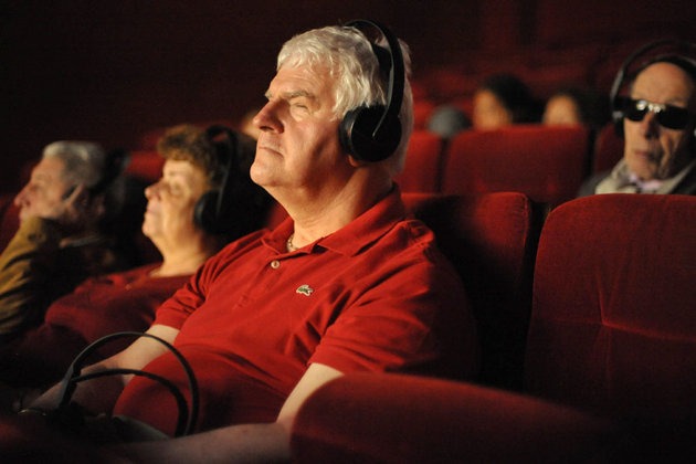Cinemas têm até janeiro para garantir acessibilidade a cegos e surdos