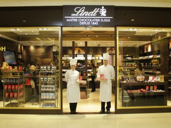 Lindt abre primeira loja no Vale do Paraíba