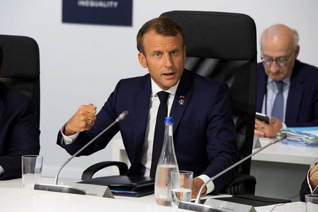 "Espero que os brasileiros tenham um presidente que se comporte à altura", diz Macron