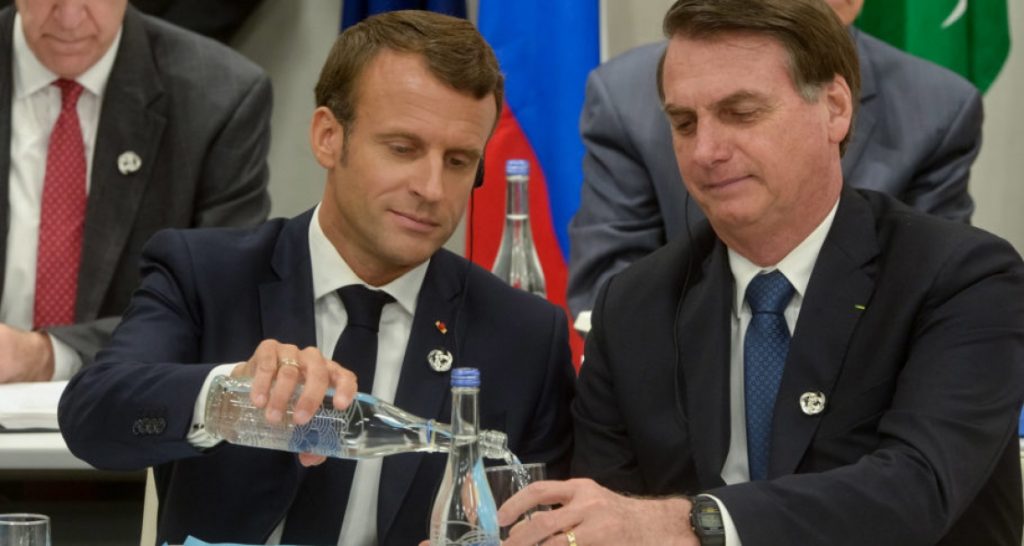 Bolsonaro quer pedido de desculpas de Macron para aceitar dinheiro do G7