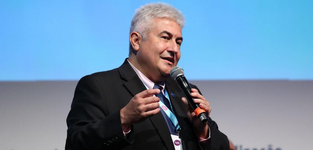 Marcos Pontes cogita nomear oficial da Aeronáutica à direção do Inpe