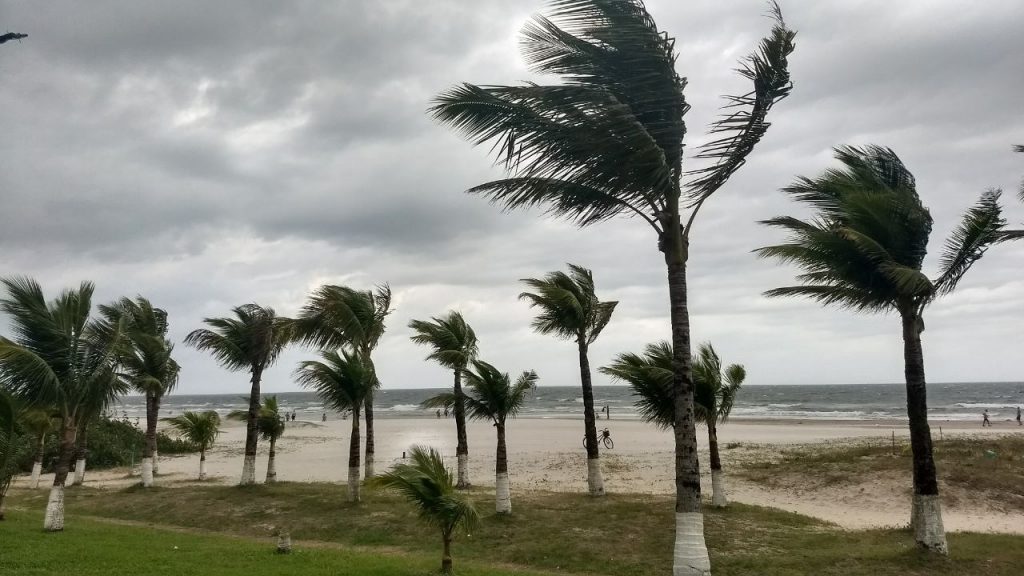 Marinha alerta para ventos de até 61 km/h em Ubatuba