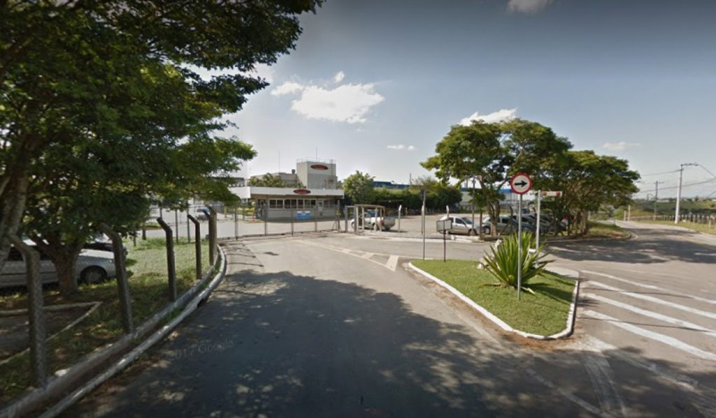 Metalúrgicos da Elgin entram em greve por aumento de salário