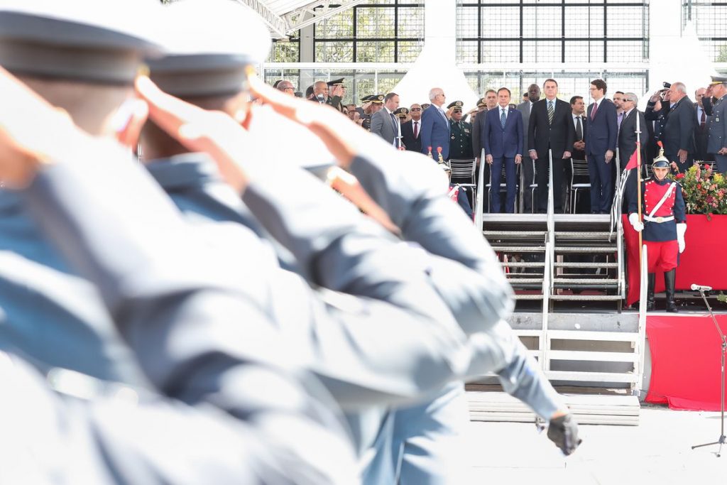 Bolsonaro participa da formatura de sargentos da PM em São Paulo