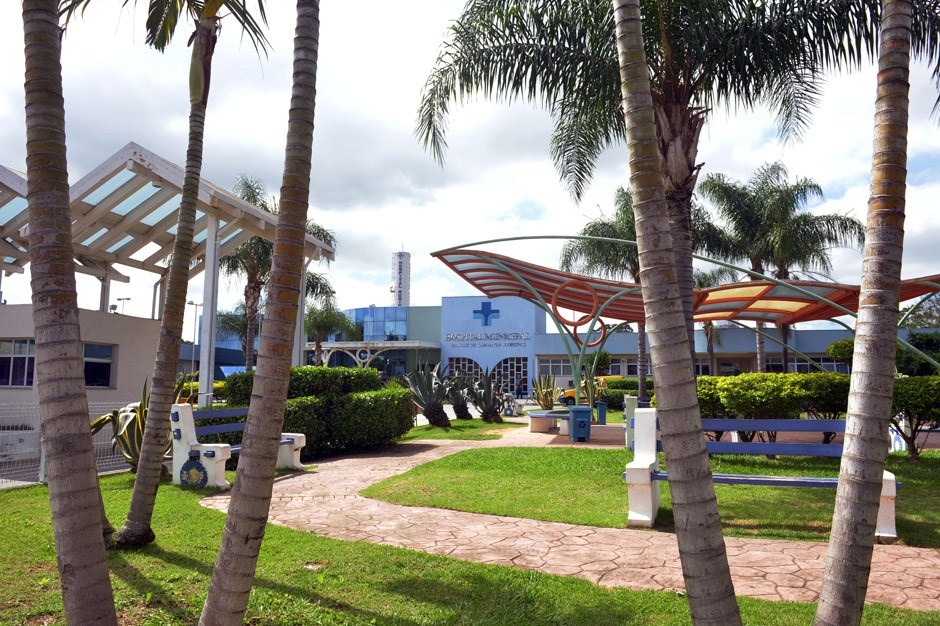 Hospital Municipal de São José inicia pagamento do estacionamento