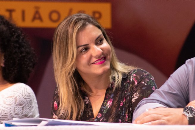 Primeira-dama de São Sebastião deixa cargo de presidente do Fundo Social