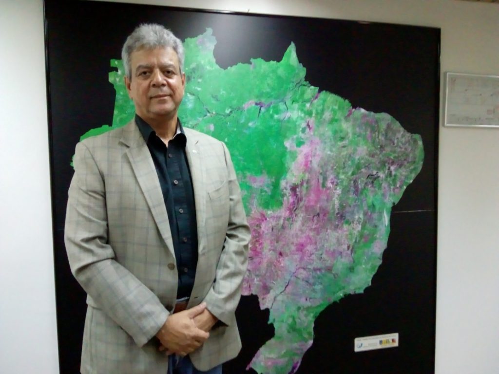 Diretor interino diz que governo não tem problema com Inpe
