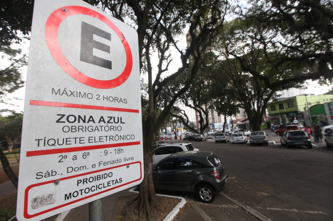 Taubaté suspende Zona Azul durante fase vermelha