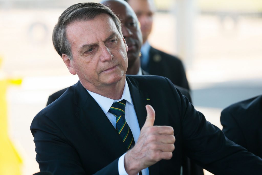 Bolsonaro vai à Polônia neste ano