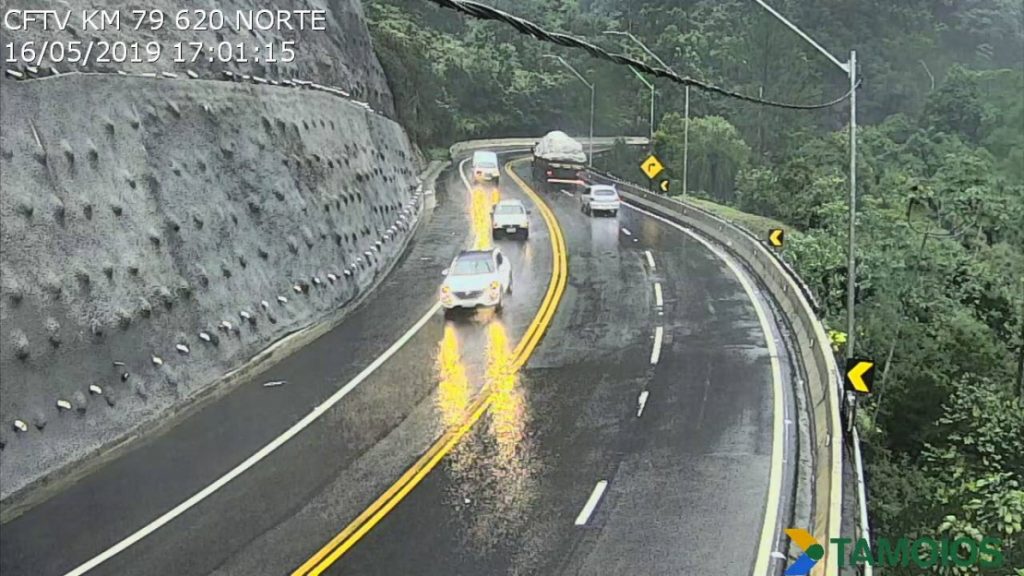Trecho de Serra da Rodovia dos Tamoios registra acúmulo de 89 mm de chuvas em 72 horas