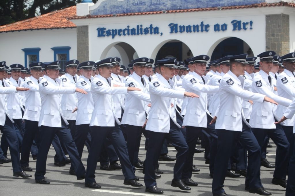 Escola de Especialistas da Aeronáutica forma 509 sargentos nesta sexta-feira em Guaratinguetá