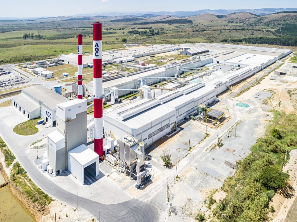 AGC Brasil inaugura fábrica de R$ 750 milhões em Guaratinguetá
