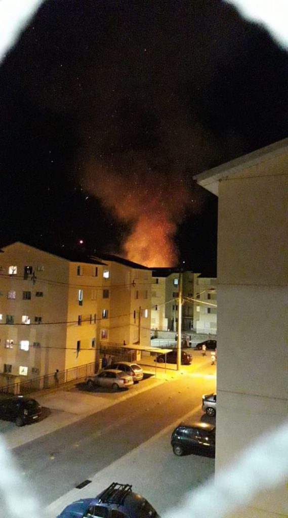 Incêndio no bambuzal assusta moradores do Parque dos Ipês em São José