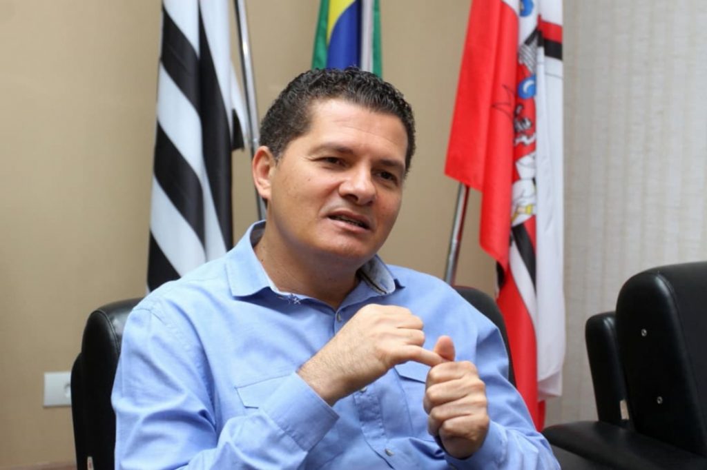 Câmara de Jacareí arquiva denúncia que pedia cassação de Izaias Santana