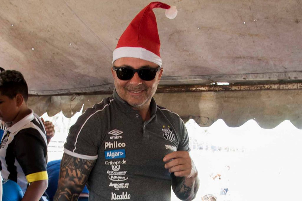 Sampaoli deixa o Santos e clube já pensa em outro estrangeiro
