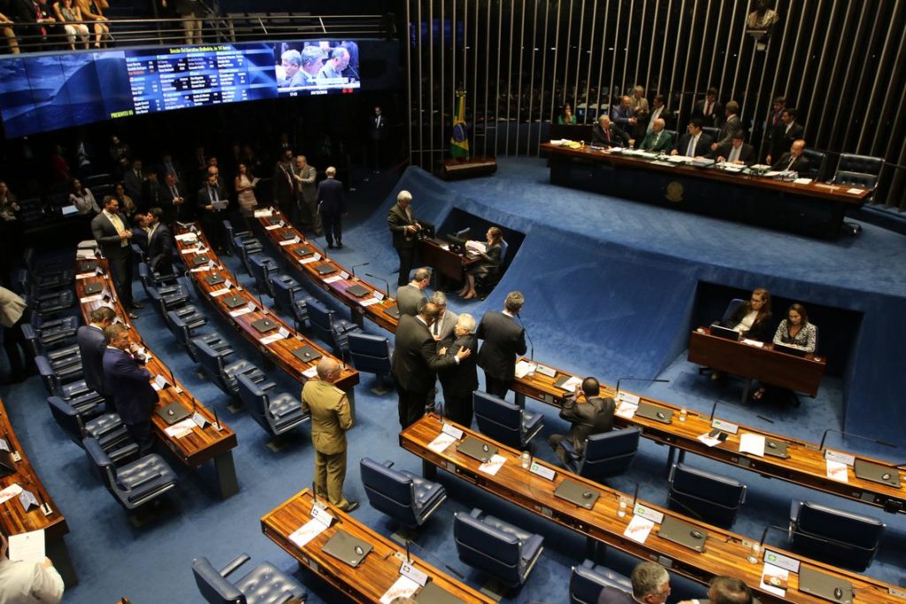 Senado aprova pacote anticrime e projeto vai para sanção de Bolsonaro