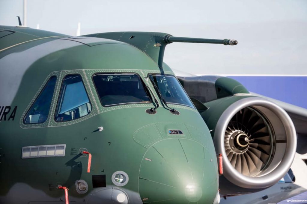 Embraer e FAB estudam nova aeronave leve de transporte militar