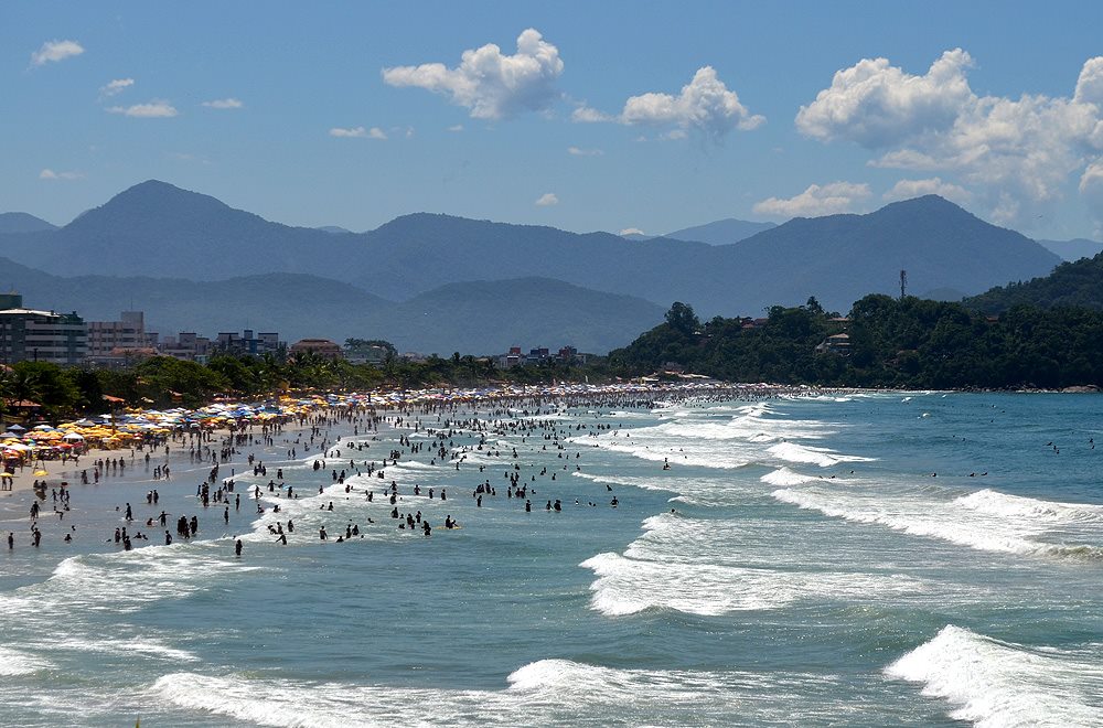 Prefeitura de Ubatuba publica decreto que libera a abertura de quiosques nas praias