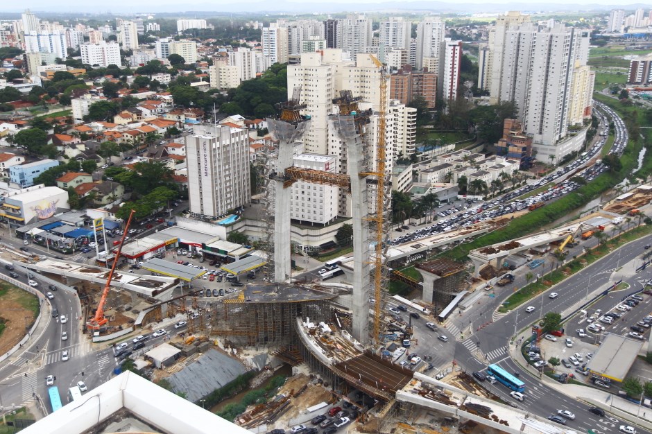 Rotatória do Colinas tem alteração no trânsito em São José