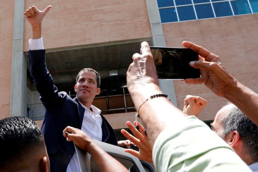 Venezuela: Guarda Nacional impede acesso de Guaidó à Assembleia