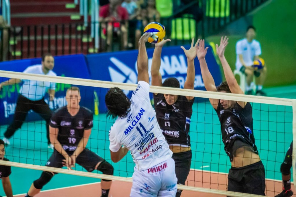 Vôlei Taubaté encara o SESI por vaga na final da Copa do Brasil