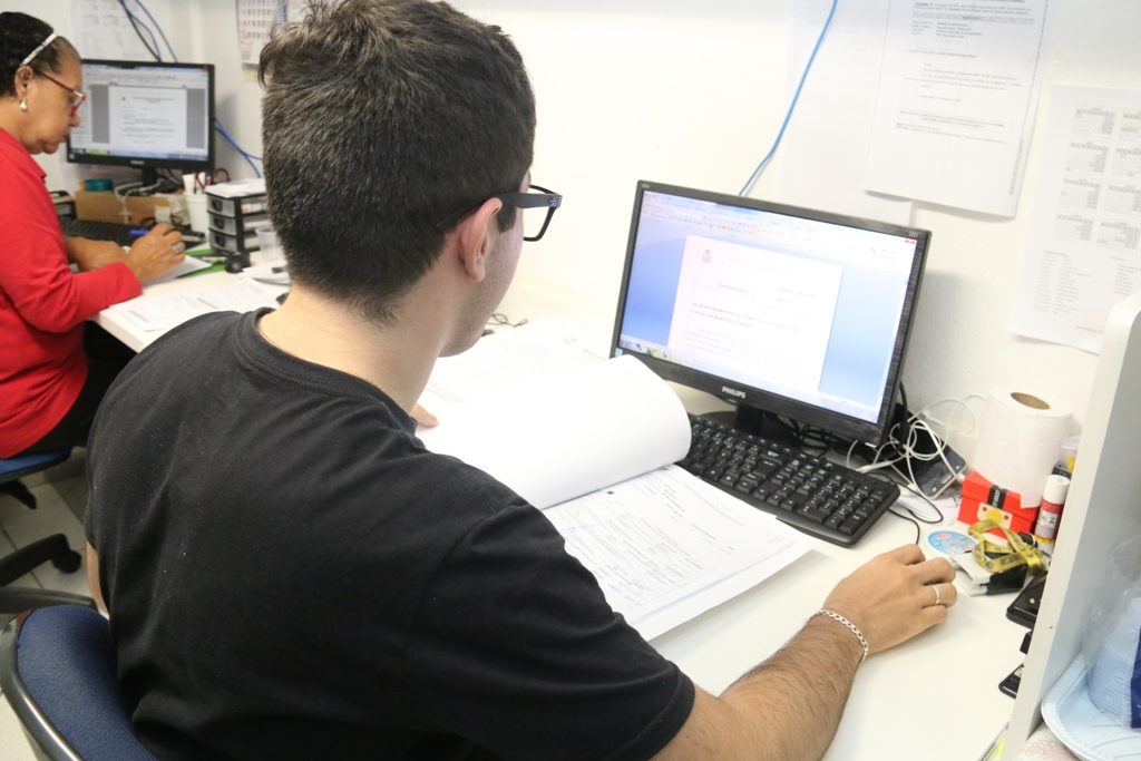 Prefeitura de Caraguatatuba abre vagas de estágio para estudantes