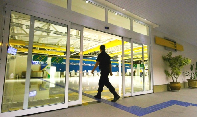 Fluxo de passageiros cresce 70% no aeroporto de São José, diz Infraero