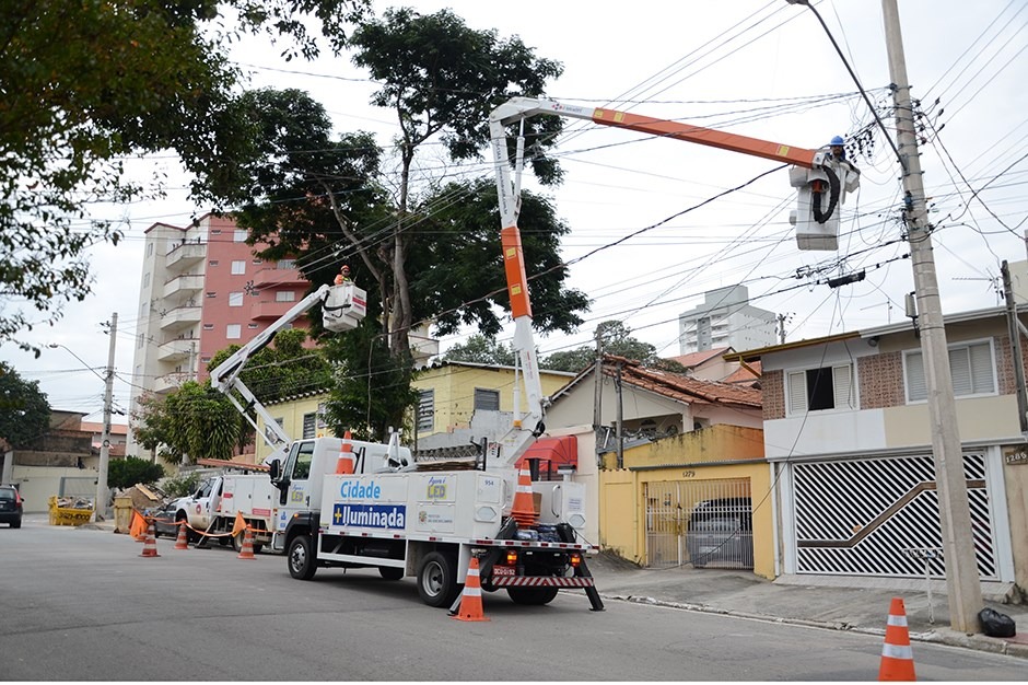 São José lidera ranking de iluminação pública do estado