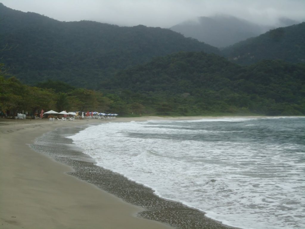 Turista de 62 anos sofre convulsão e é socorrida pelo Águia em Ilhabela