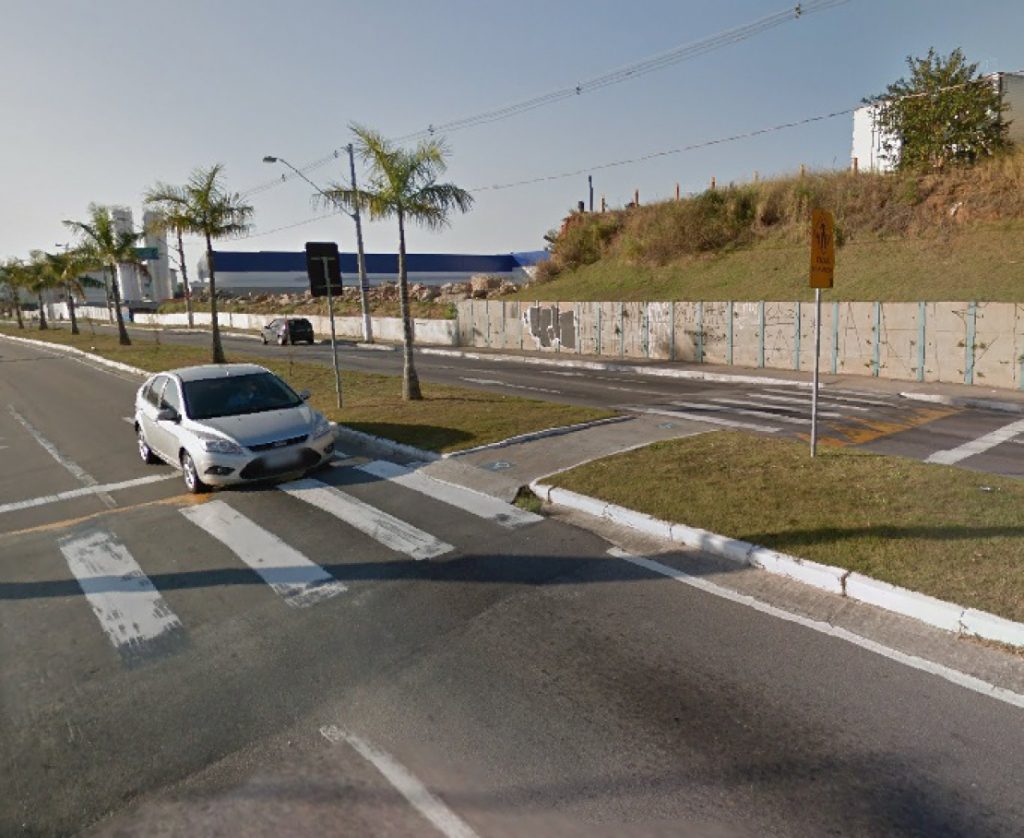 Jacareí quer 'readequação de lombadas' por R$ 1,5 milhão