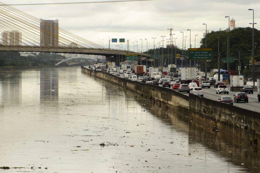 Em 8 anos, governo paulista gastou R$ 1,7 bi na despoluição do Tietê