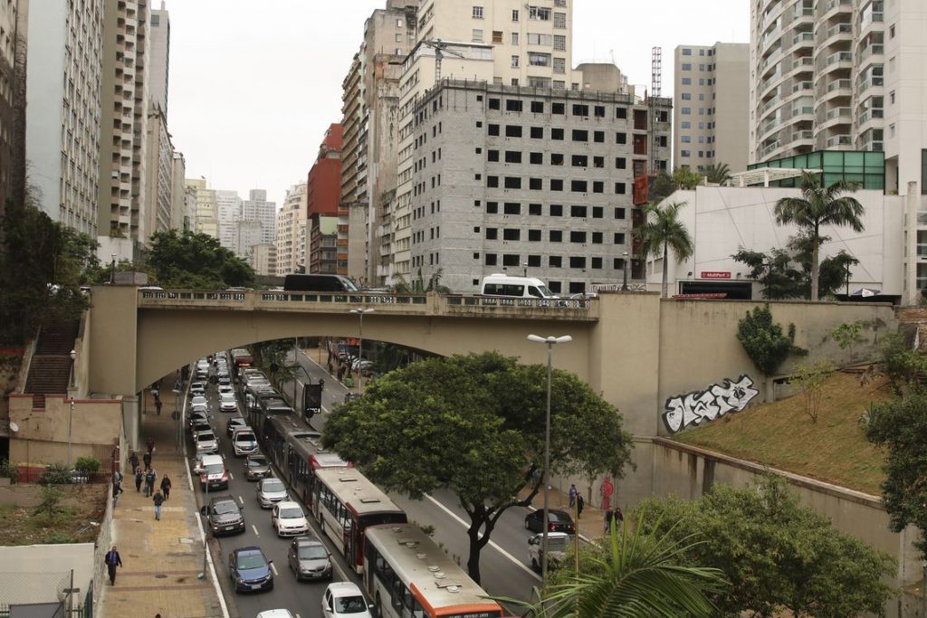 Cidade de São Paulo terá restrição em 50% da circulação de carros