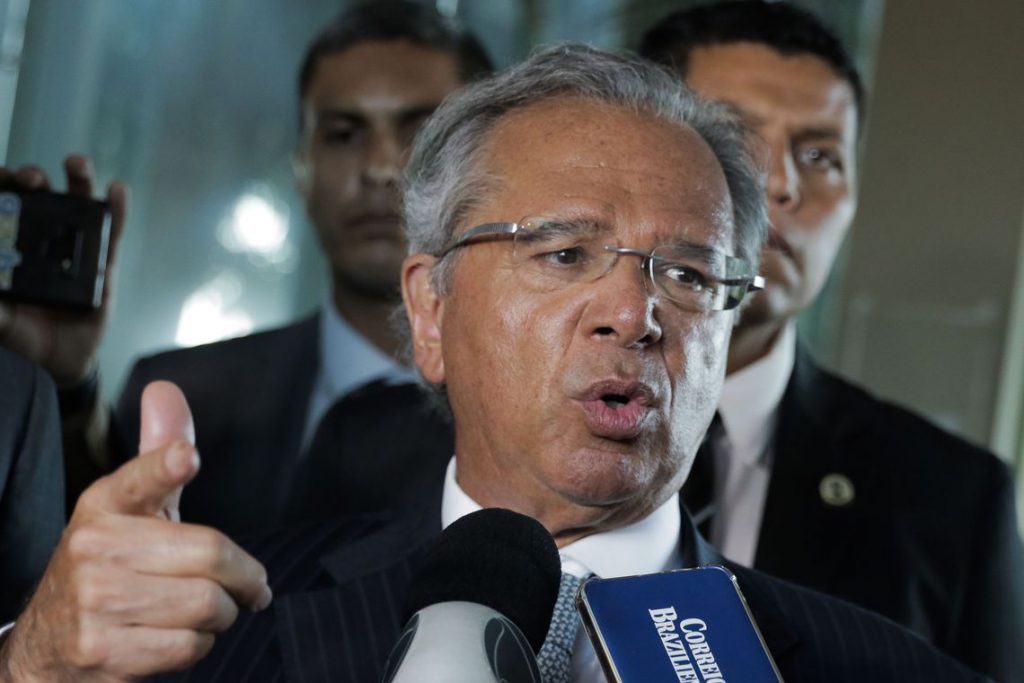 Guedes conclui participação em Davos nesta quinta-feira